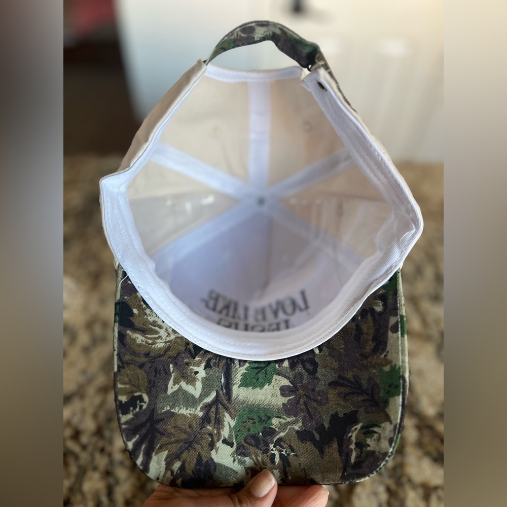 White Trucker Hat with 'LOVE LIKE JESUS' and Camouflage Brim - Picture 3 of 5